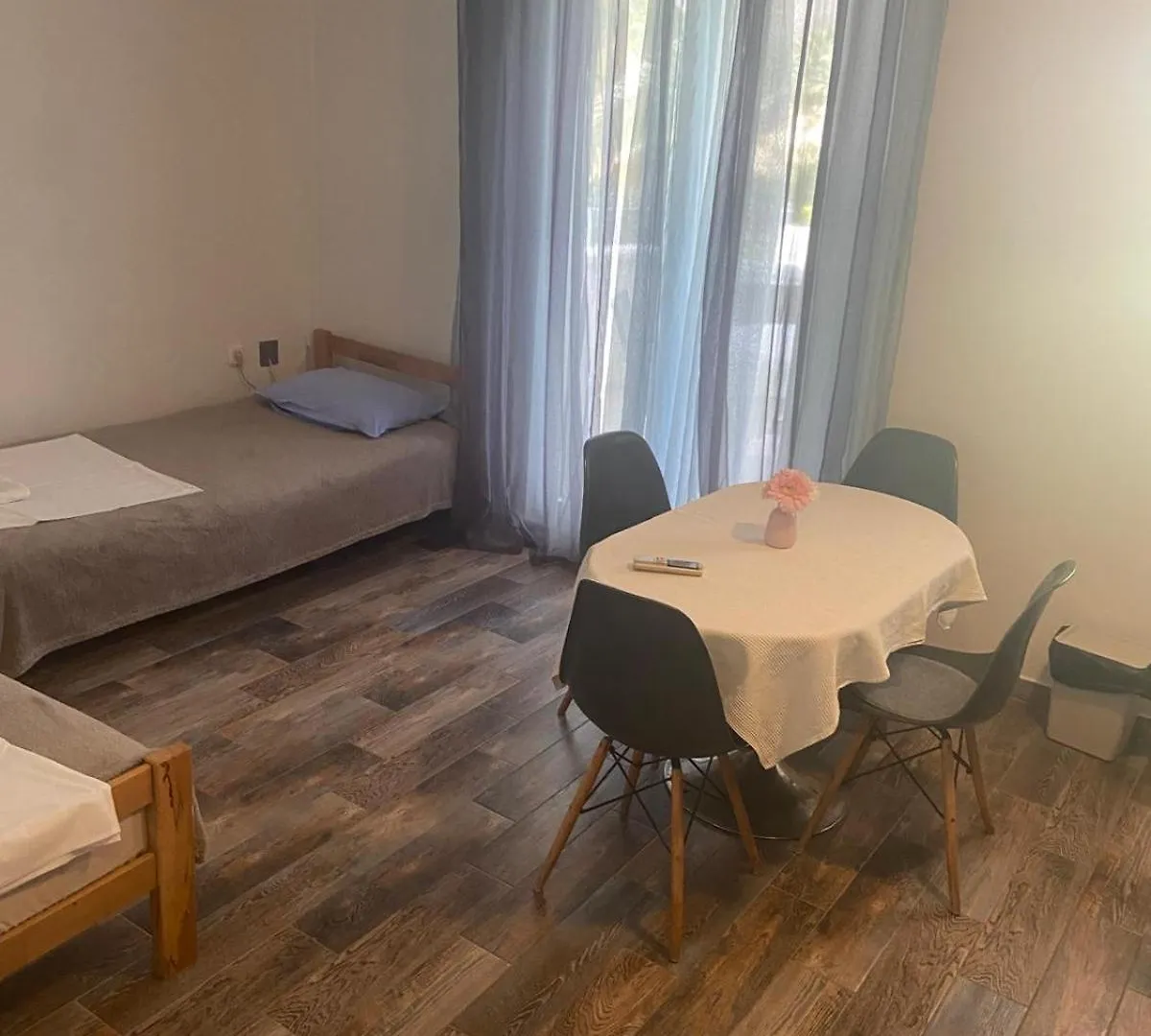 Oguic Apartman Pag Town