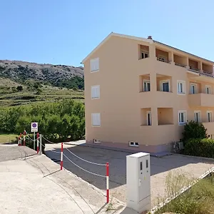 Family House Damir Apartament