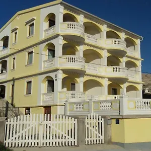 Ana Apartament