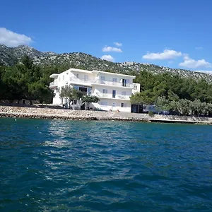 Apartment And Kod Mate, Tribanj-Kruscica